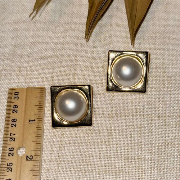 Vintage pearl earrings M513 - Picture 4 of 4